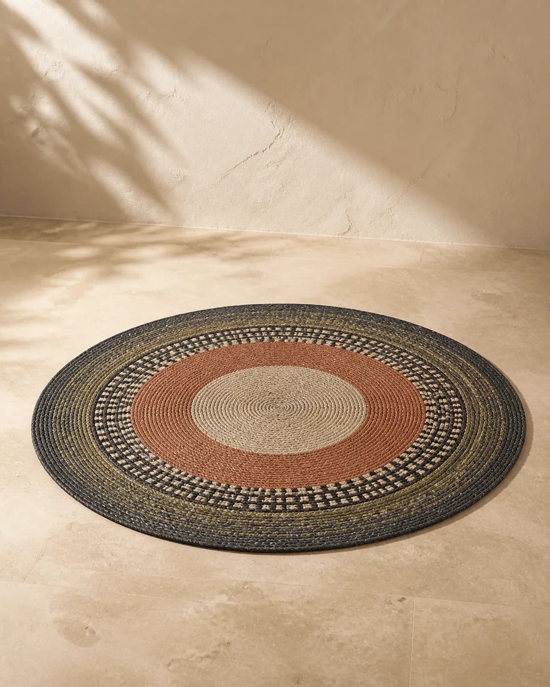 Round Outdoor Accent Rug